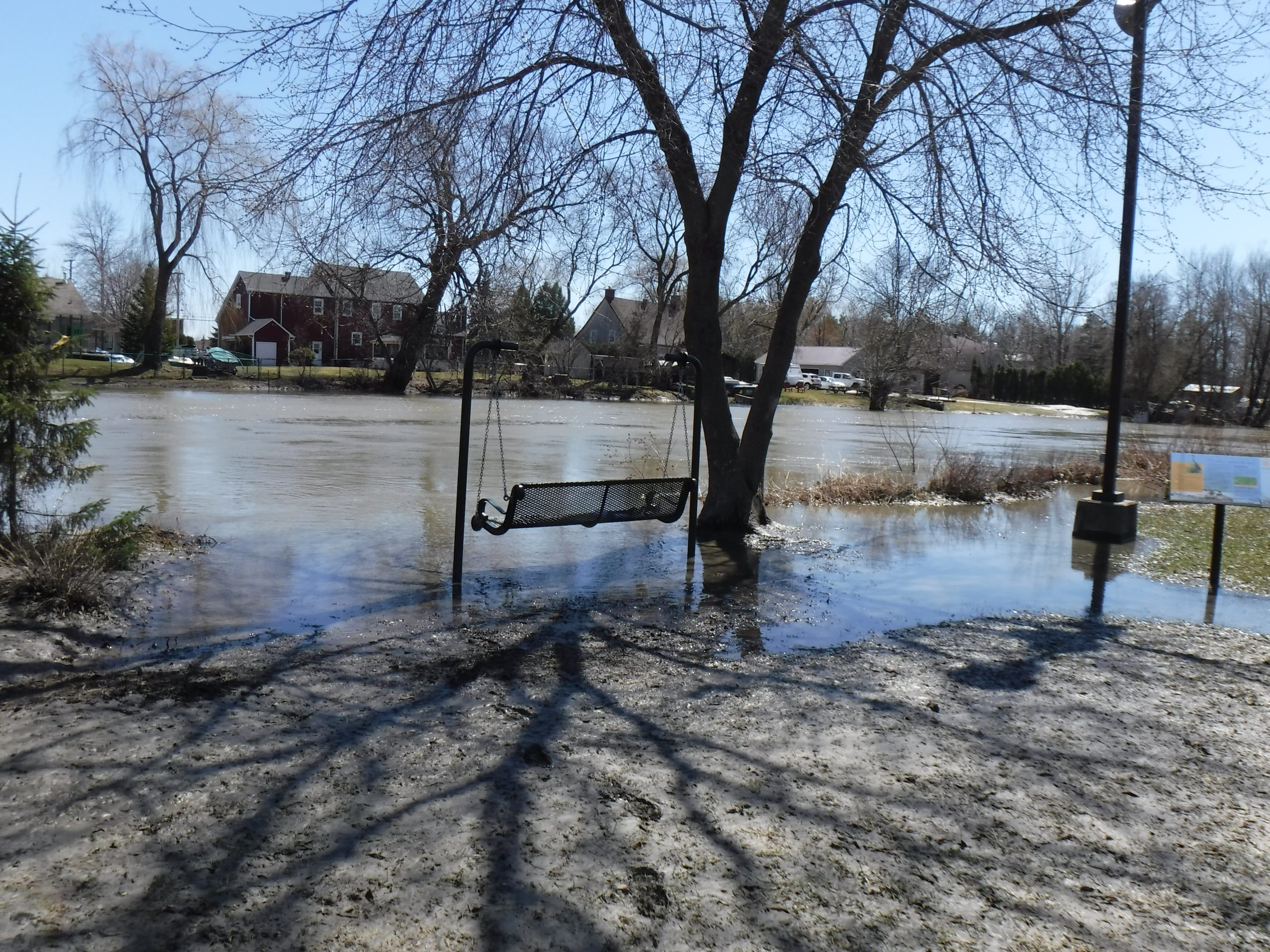 Suivi des inondations